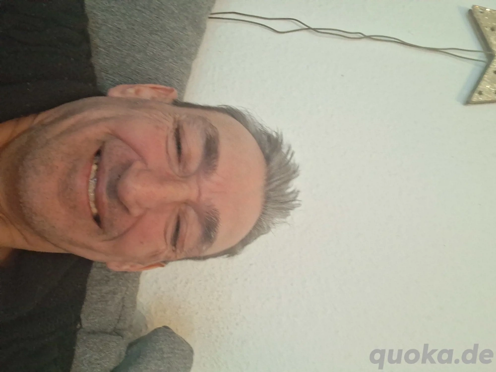 sklave 62 aus Köln sucht sehr strengen ihn von 40 bis 80 in Köln Köln Kalk oder NRW