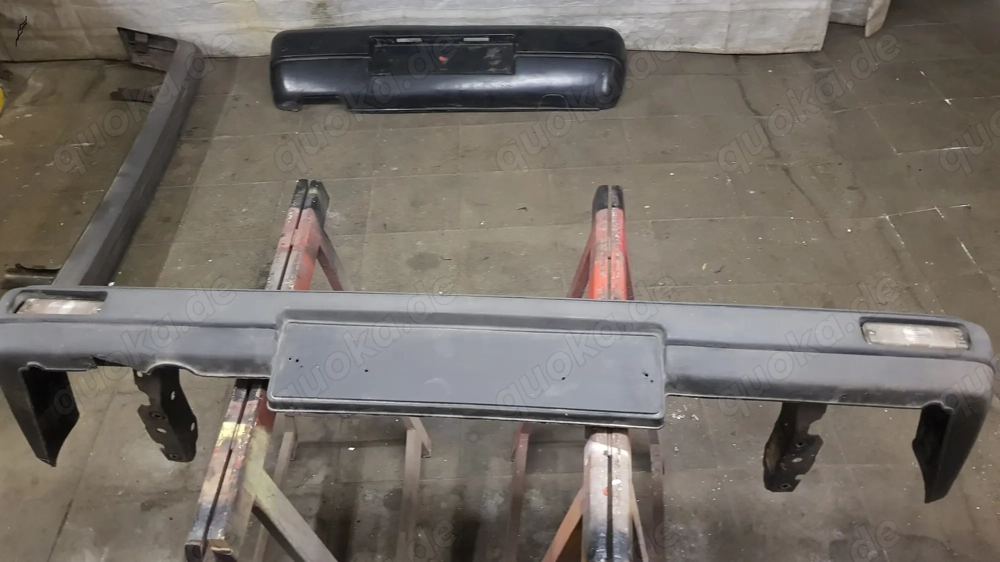 VW Golf 2 gut erhaltene vordere Stoßstange