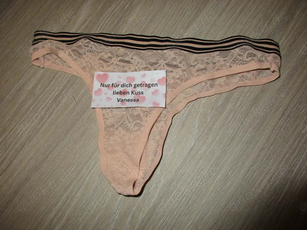 Getragene Tangas mit Spitze leicht durchsichtig ! Getragene Slips mit Spitze !