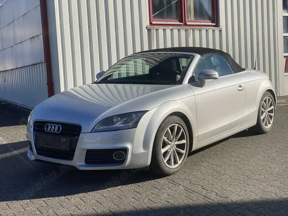 Audi TT 1.8 TFSI Coupe Cabrio ~Leder~Navi~Xenon~Sitzhzg