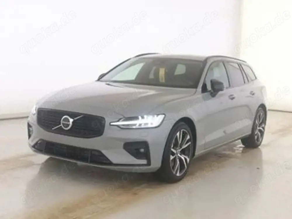 Volvo V60 B4 Kombi Plus Dark ACC Frontscheibenhzg 360°