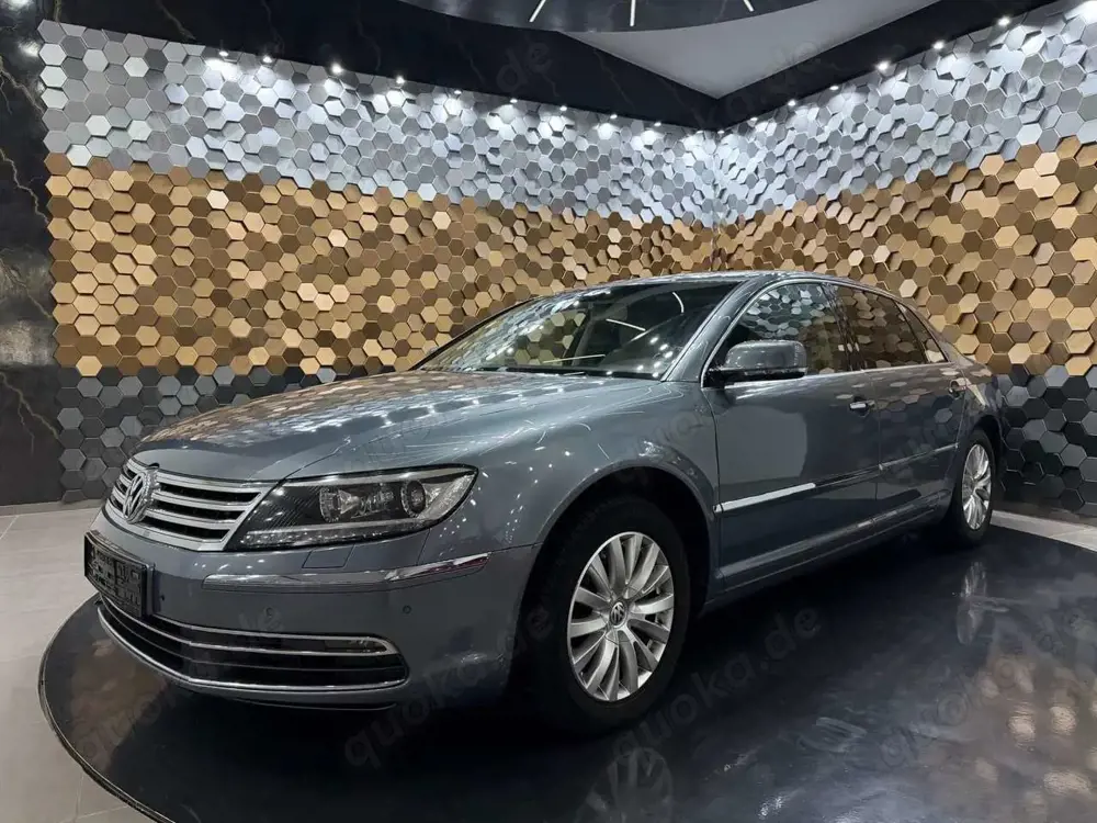 Volkswagen Phaeton V6 TDI 5-Sitzer 4M Lang *Schiebedach*