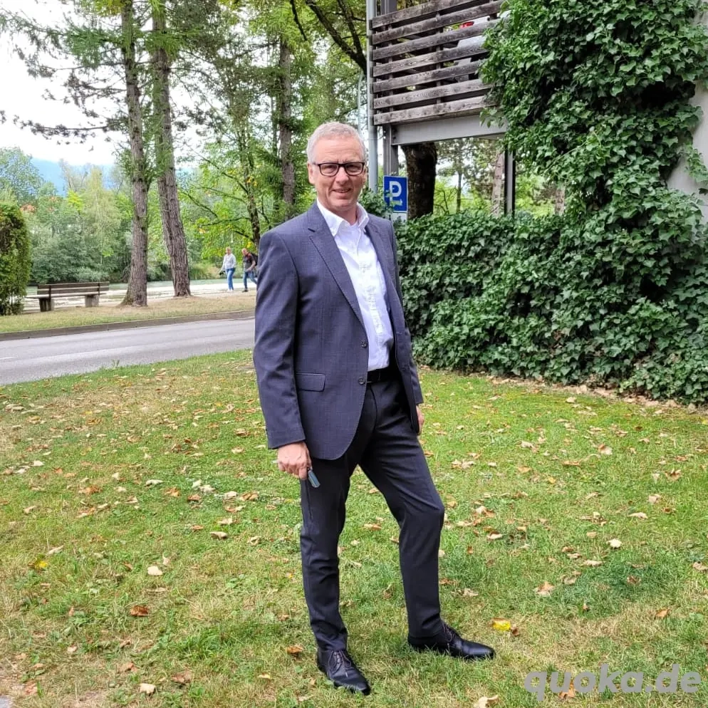 Selbstbewußte Partnerin für eine Flr Beziehung gesucht..