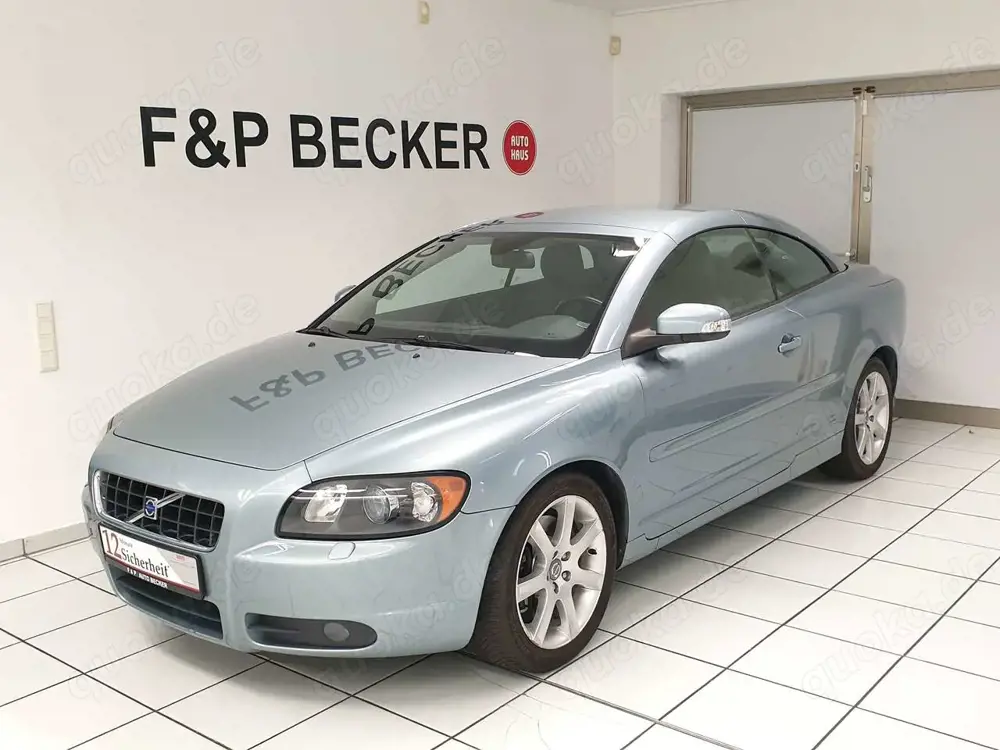Volvo C70 C70 2.4 Automatik Summum Scheckheft Navi Leder