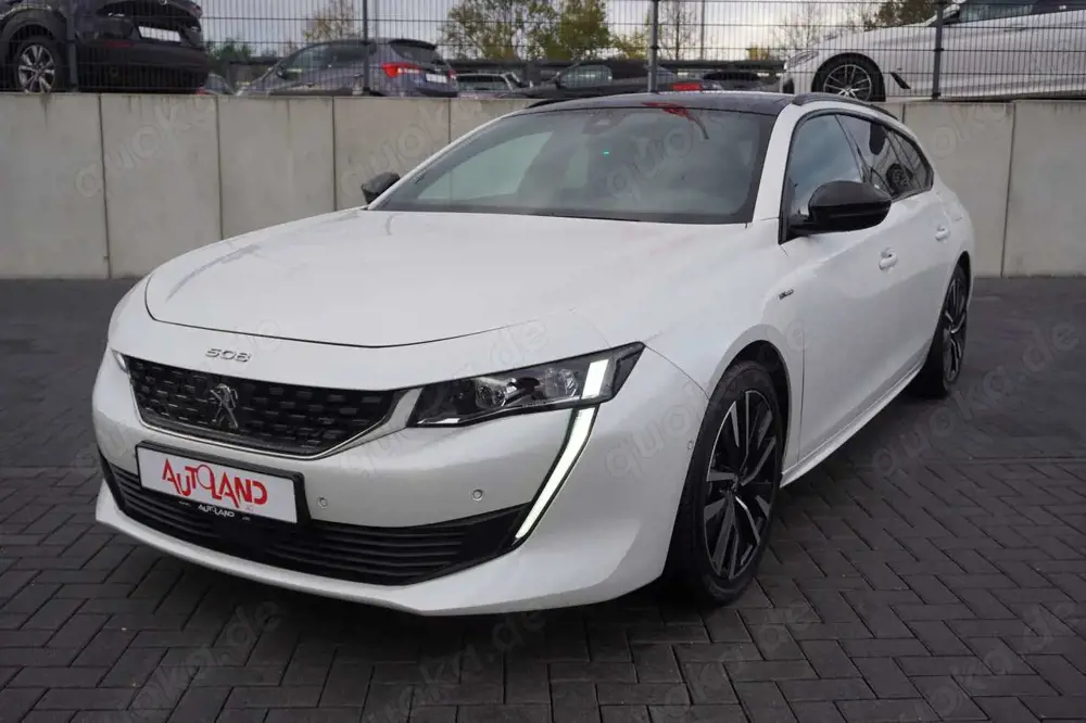 Peugeot 508 SW 1.6 Hybrid 225 GT Pack Navi AHK Totwinkel