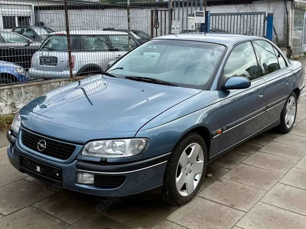 Opel Omega 2.0 16V CD 7 / XENON/ TÜV NEU