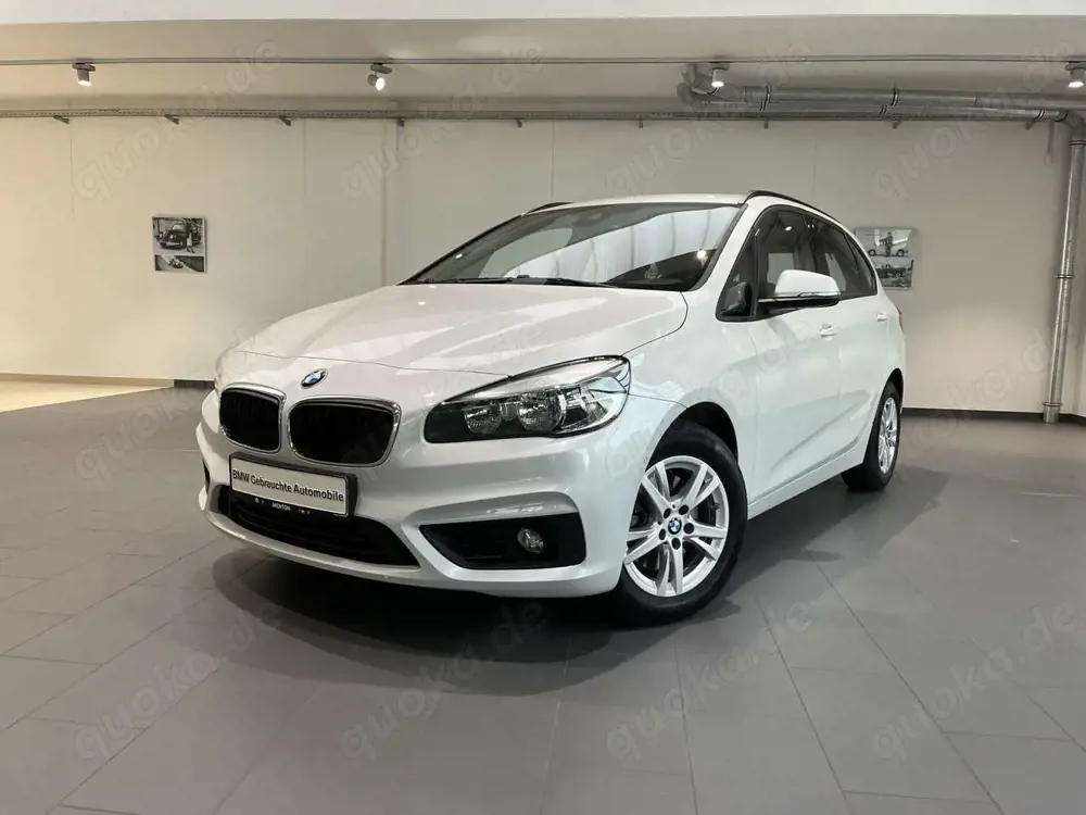 BMW 218 i PDC/Shz/Navi/Tempomat/Klimaaut.