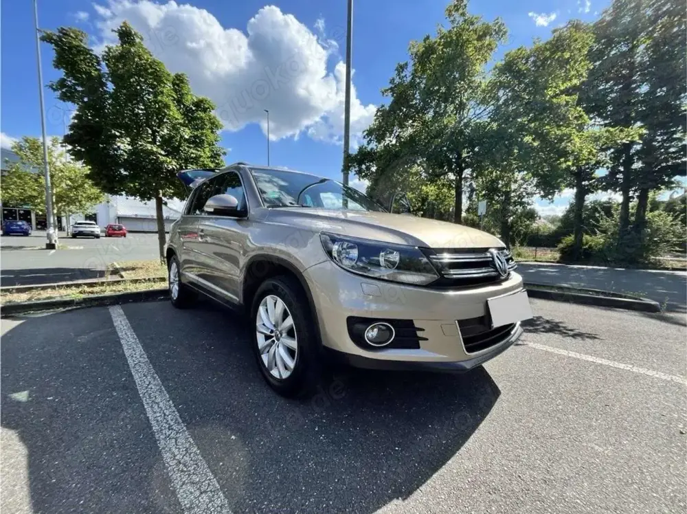 Volkswagen Tiguan 2.0 TDI DPF BlueMotion Technology Sport  Style