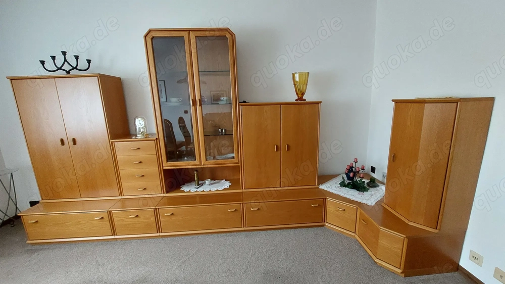 Schrankwand Wohnzimmer