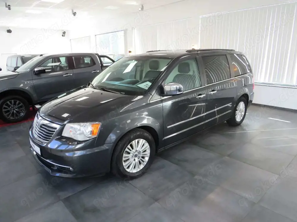 Lancia Voyager Hartung Bestattungswagen / Leichenwagen