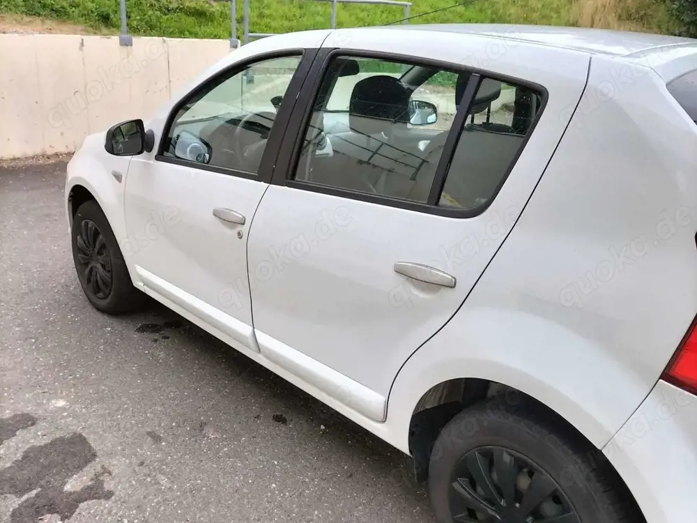 Dacia Sandero 1.6 MPI Laureate