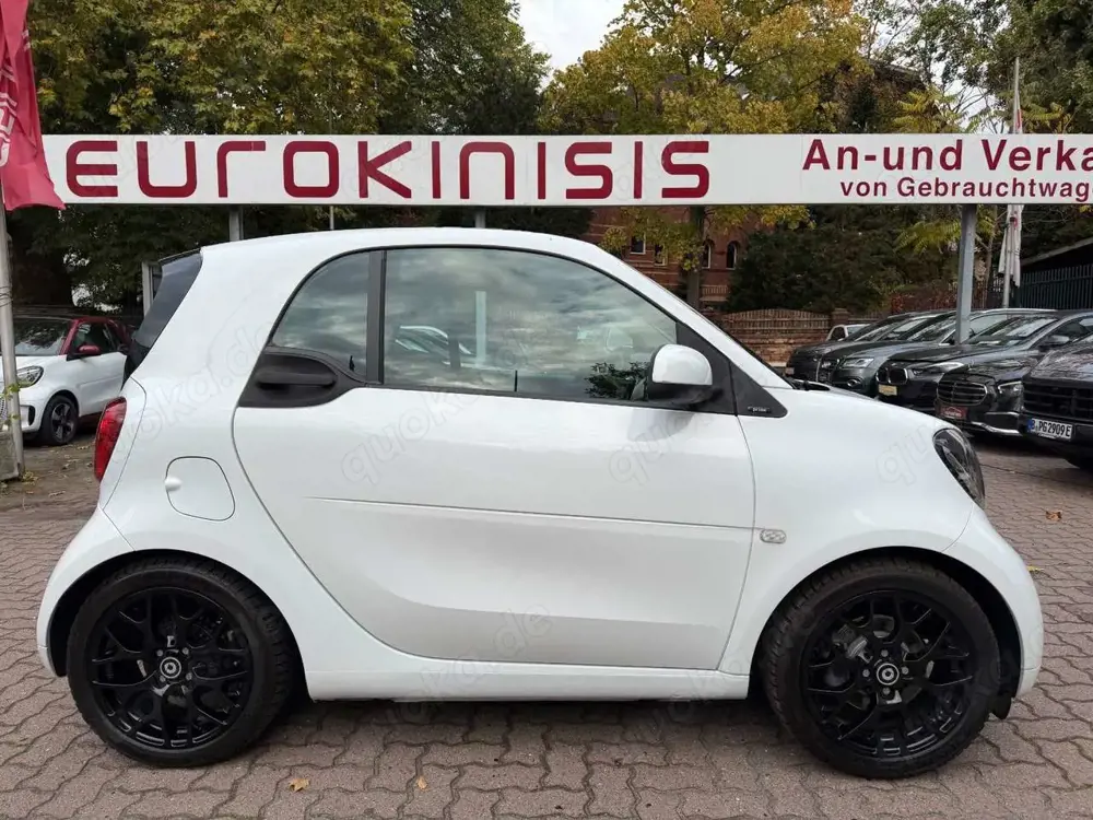smart forTwo fortwo 66kW DCT prime SPORT*LEDER*NAVI*JBL*KAM