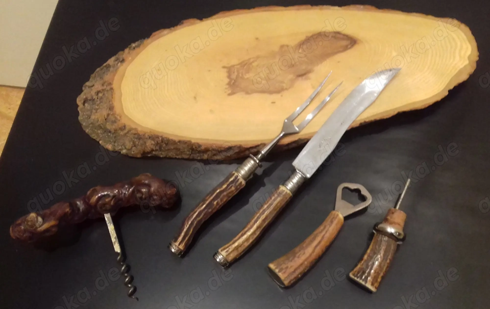 Tranchierbesteck, Flaschenöffner, Schnapsausgießer mit Horngriff 