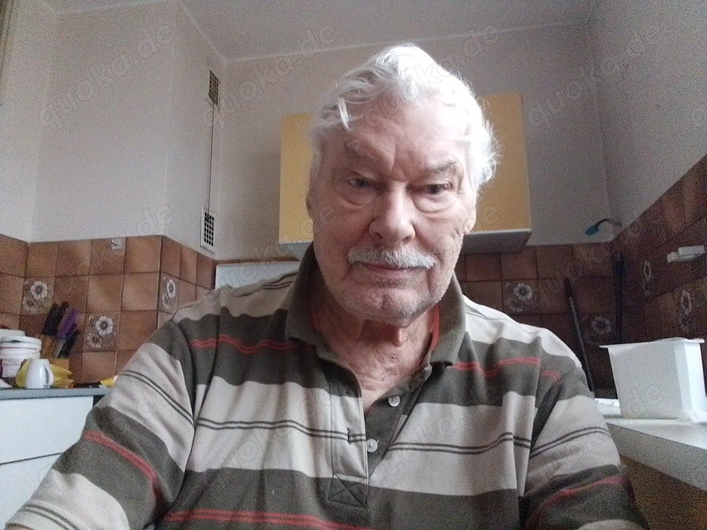 Sehr dicke, ältere Frau 60-65 jahre, mit großen brüsten gesucht