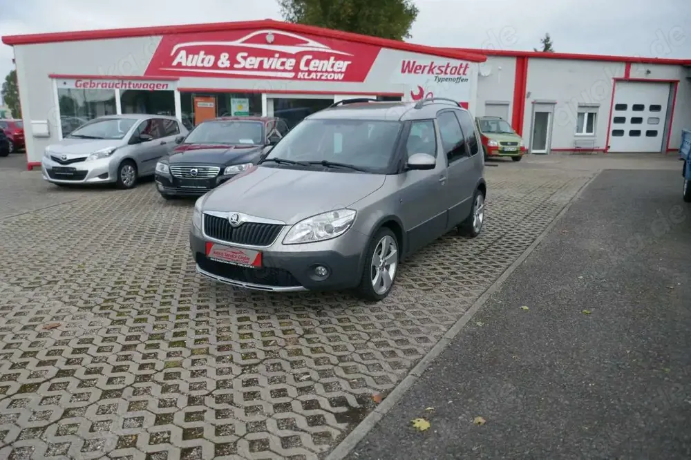 Skoda Roomster 1.6l TDI 66kW Scout GANZJAHRESREIFEN