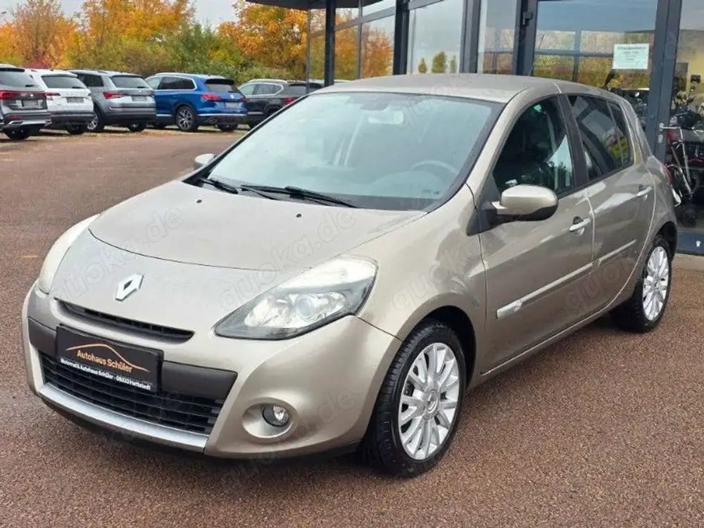Renault Clio III Luxe+Automatik+PDC+Navi+Tempomat+