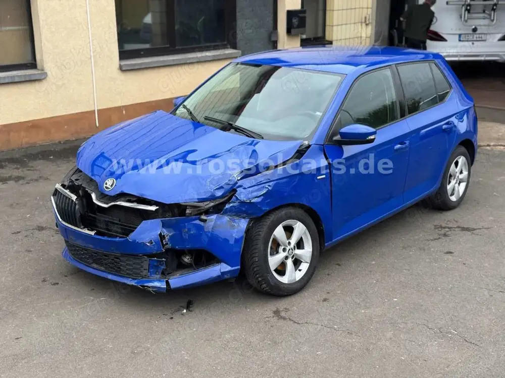 Skoda Fabia 1.0 MPI Clever Euro6 Klima SHZ ACC Skoda Fabia 1.0 MPI Clever Euro6 Klima SHZ ACC