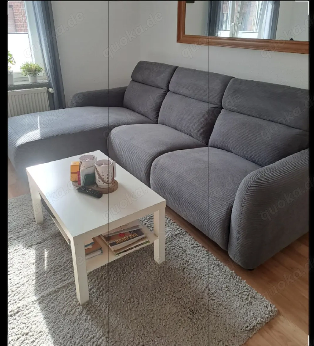 Sofa Cord in Anthrazit Federkern 4 Monate alt... Sofa Cord in Anthrazit Federkern 4 Monate alt...