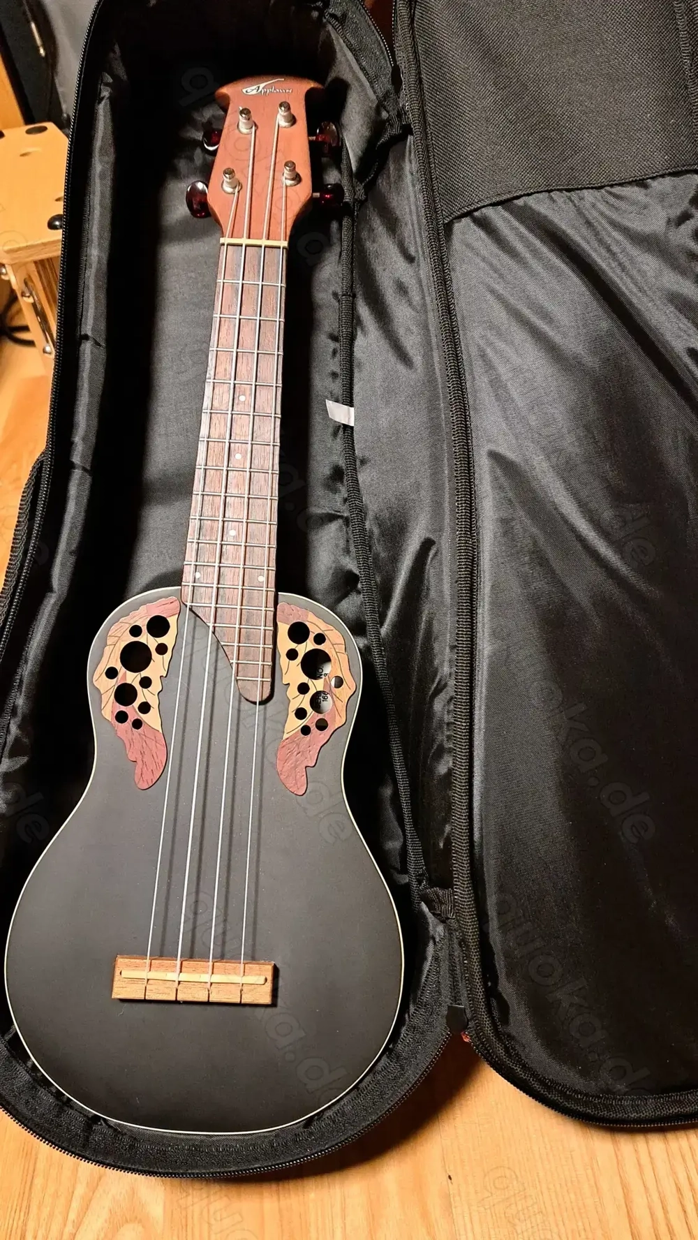 Ukulele - Ovation Applause UA20 Sopran Ukulele Ukulele - Ovation Applause UA20 Sopran Ukulele