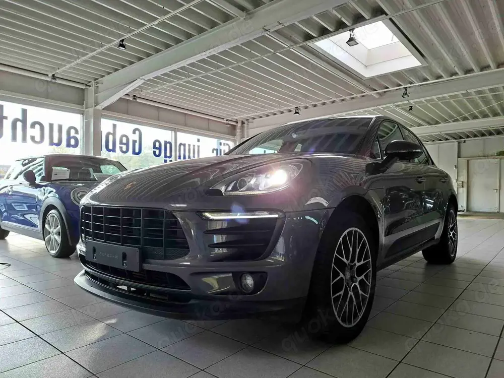 Porsche Macan Macan TOP EXTRAS Navi Kamera Pano E-Sitze Alu 20