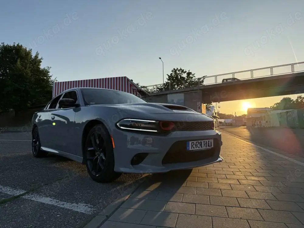 Dodge Charger SRT Optik