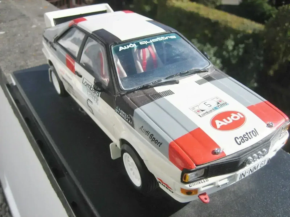 Modell Autos -Oldies (1)-1:18 Triumph -Chevi-VW-MB-Opel-Ford-Ferrari-Citroen--Audi-Renault