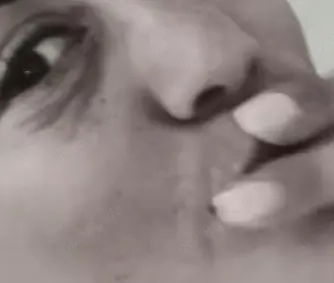 Sie sucht wohlhabenden Mann