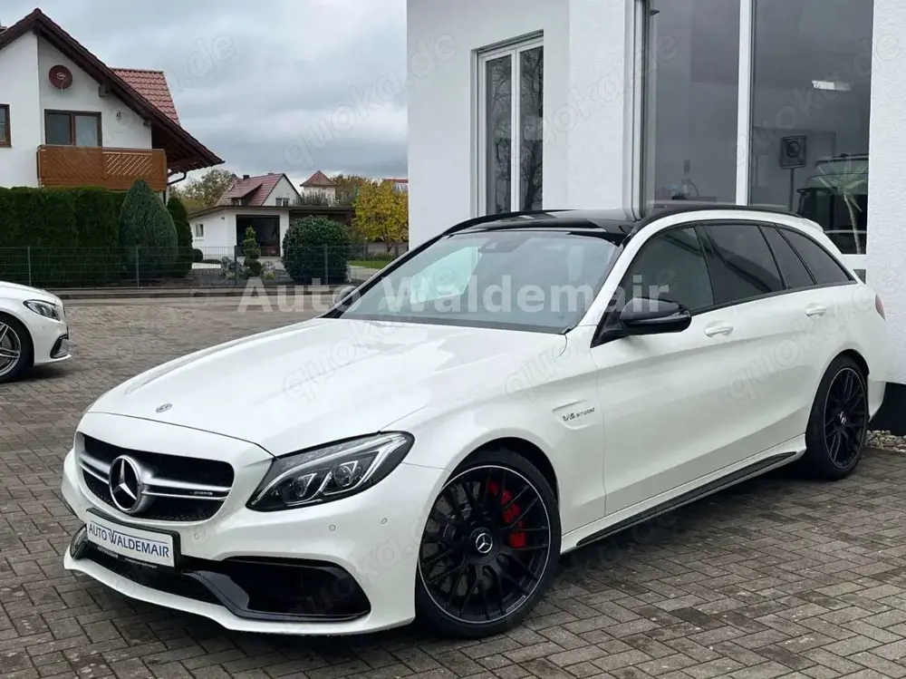 Mercedes-Benz C 63 AMG C 63 S AMG Burmester Kamera Drivers Package