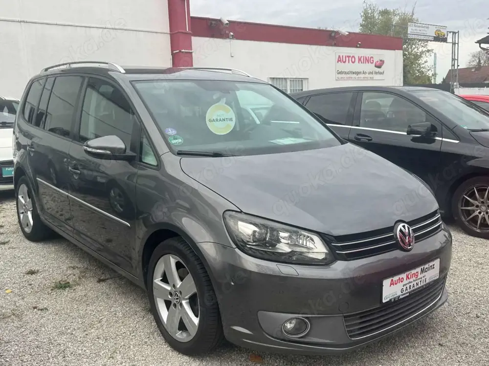 Volkswagen Touran Highline AUTOMATIK* XENON*TEMPOMAT*PDC*TOP ZUSTAND