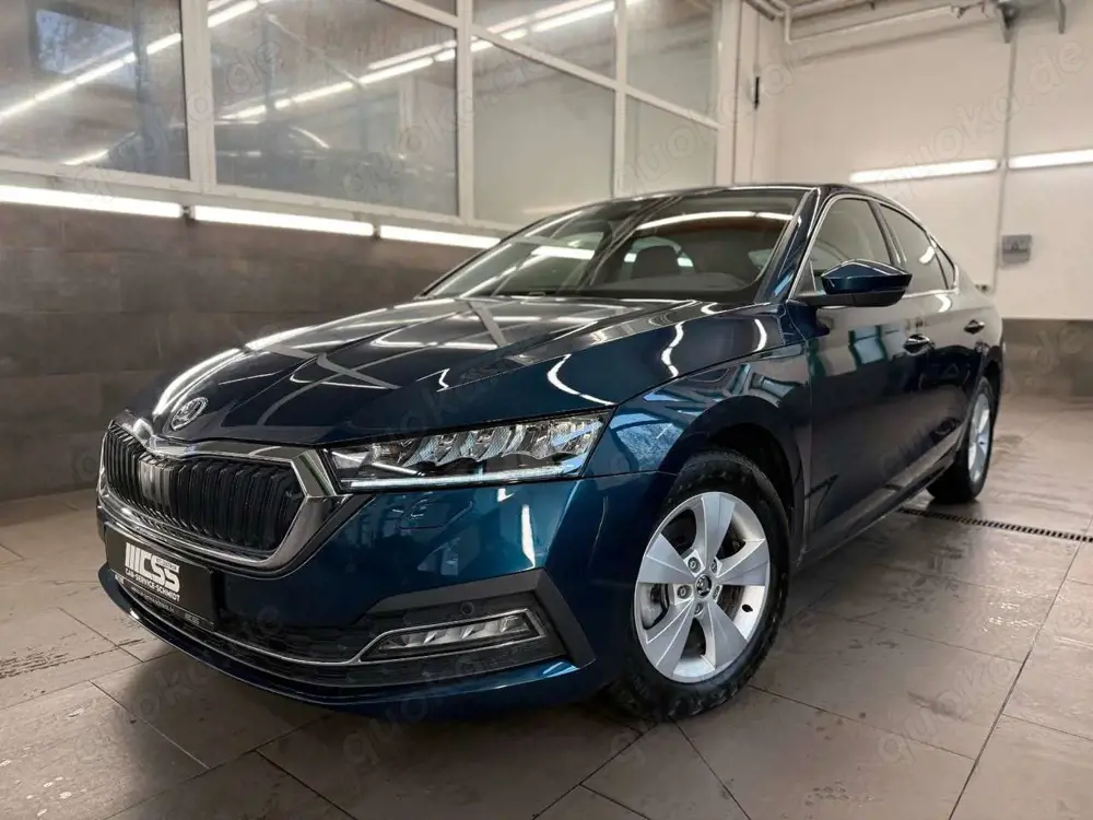 Skoda Octavia Lim. Ambition LED SHZ LHZ DAB DSG KEYL.