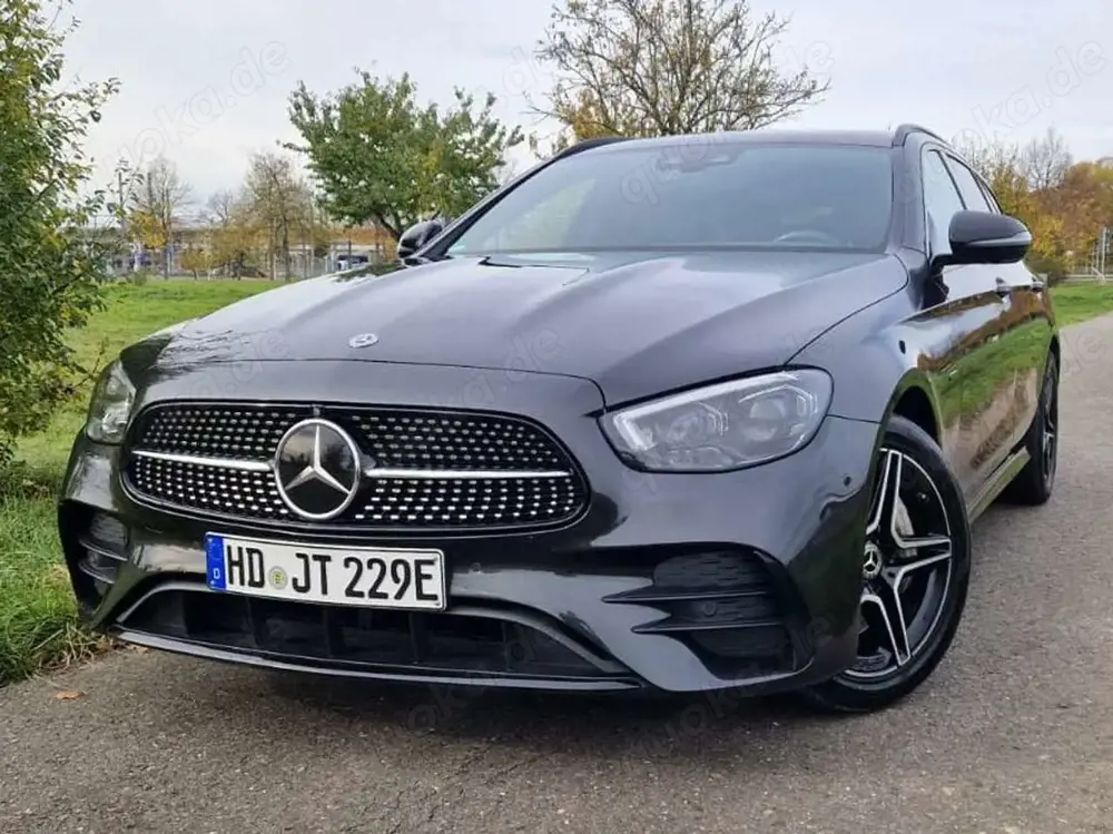 Mercedes-Benz E 300 E-Klasse T-Modell Diesel Plugin Hybrid AMG Line