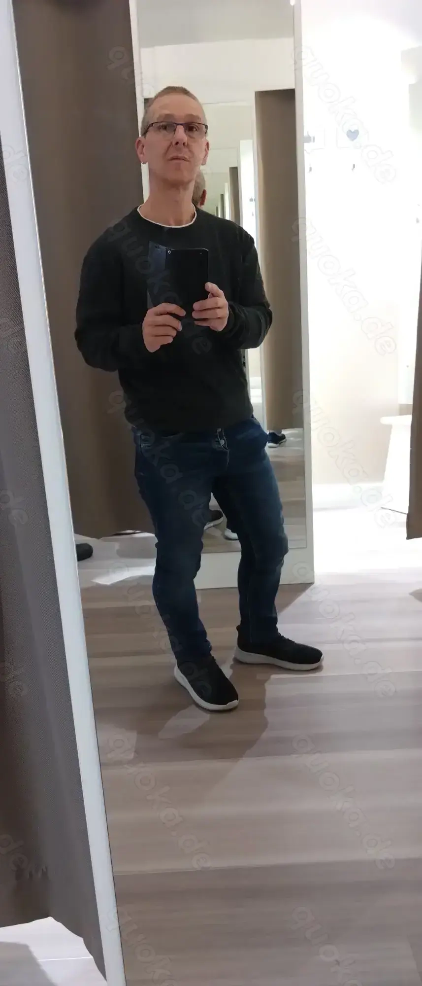 Hi süße Maus bist Du ein bisschen Devot ;-)