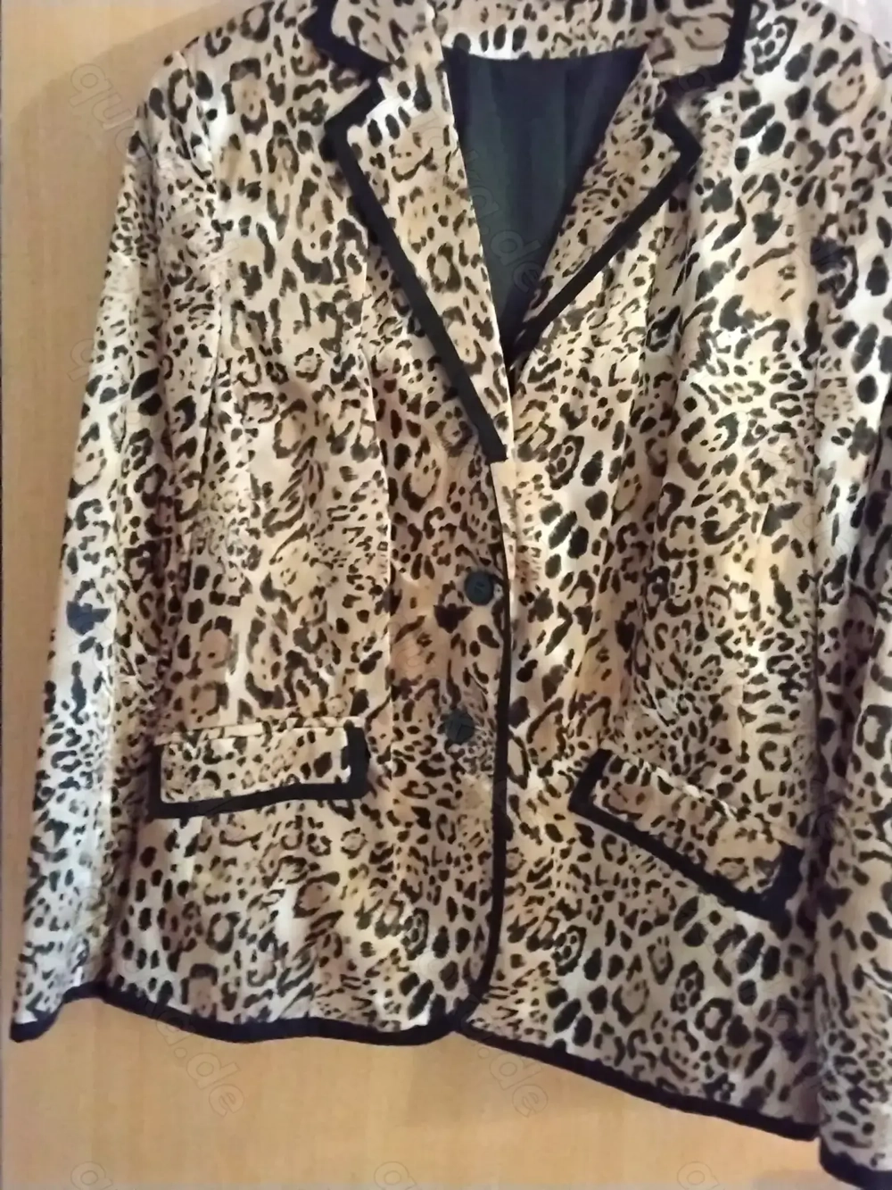 Schöner  Eleganter  Damen  Blazer  in grösse  50