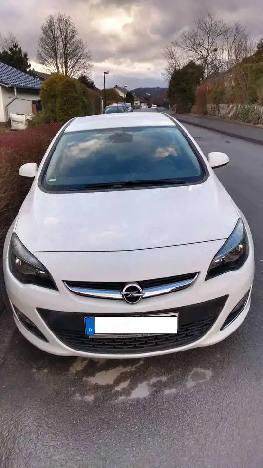 Opel Astra Astra Fließheck  5-Türer 1.4 Active