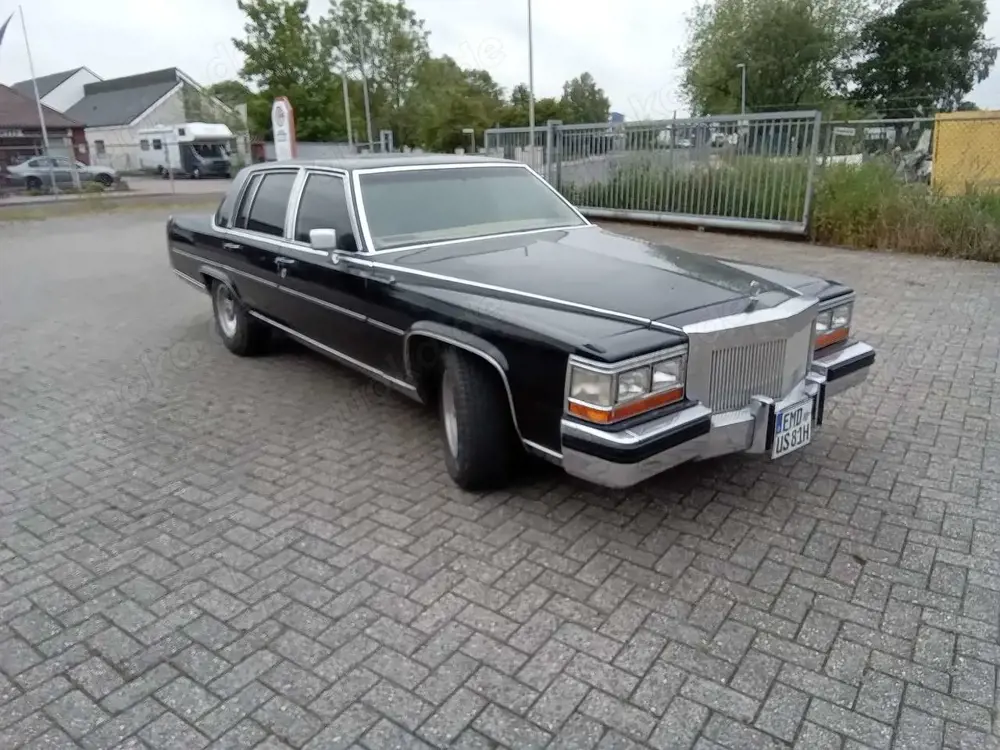Cadillac Fleetwood brougham d'elegance  mit LPG