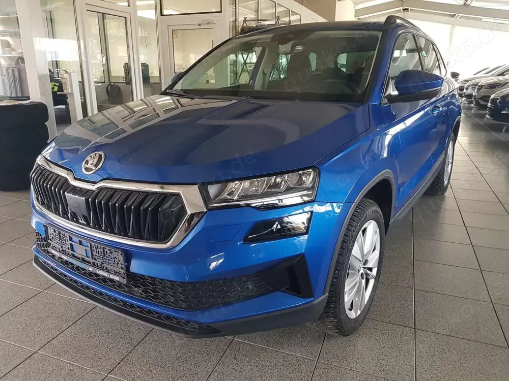 Skoda Karoq TSI DSG SELECTION Navi ACC Kamera PDC Sitzheiz. LE