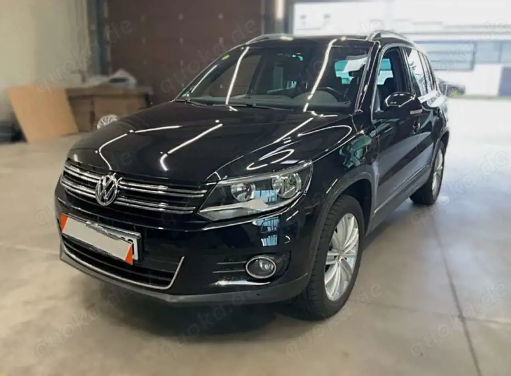 Volkswagen Tiguan 2.0TDI Allrad 1.Hd|Pano|Nav|AHK|Kam|ZRneu
