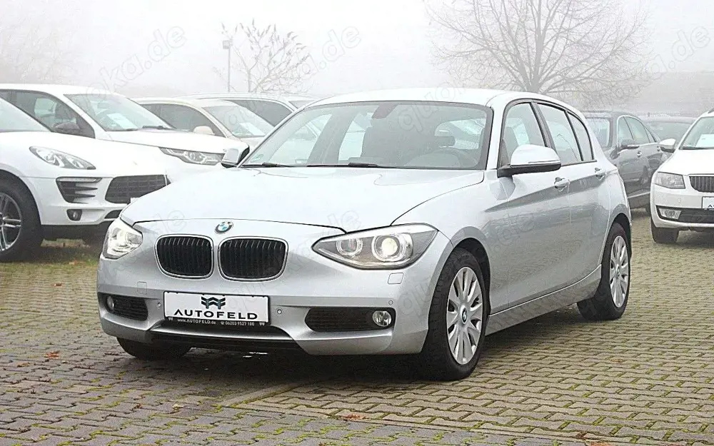 BMW 118 i Automatik/VOLLSH/LEDER/NAVI/BIXENON/SHZ/PDC