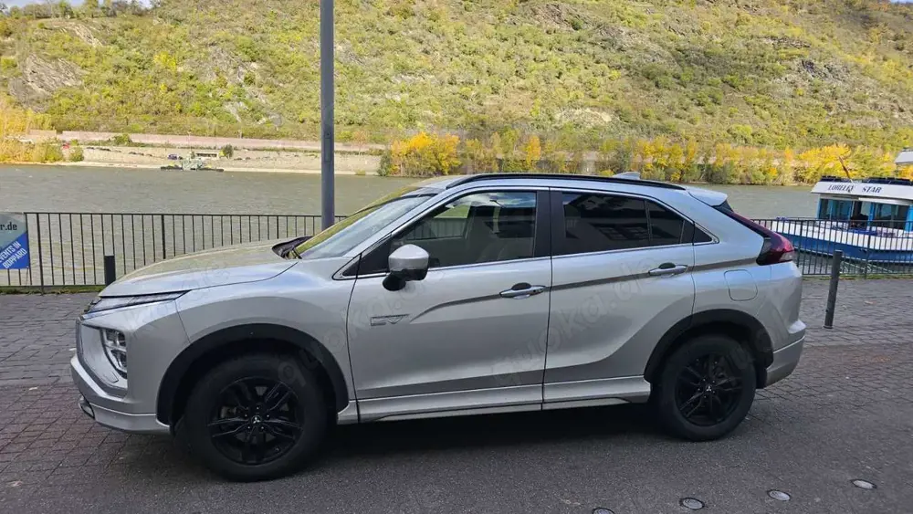 Mitsubishi Eclipse Cross Eclipse Cross Plug-In Hybrid 4WD Plus Select