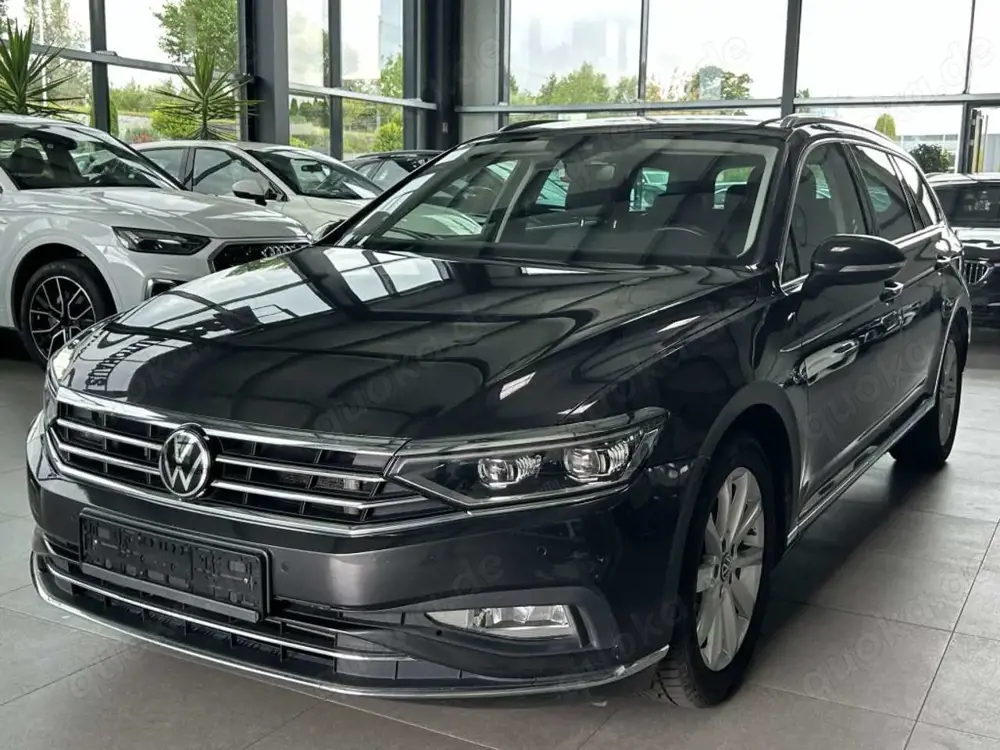 Volkswagen Passat Variant 2.0 TDI SCR DSG Elegance AHK