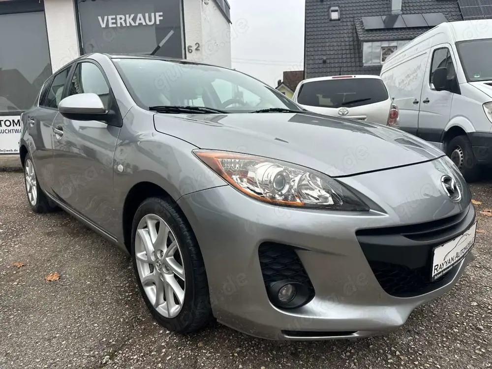 Mazda 3 Lim. Edition*Xenon*Navi*TÜV-neu*SHZ*PDC