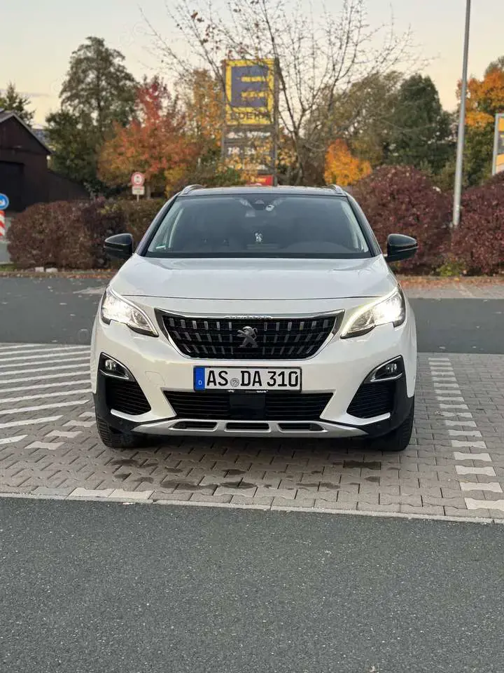 Peugeot 3008 BlueHDi 130 Stop  Start EAT8 Allure