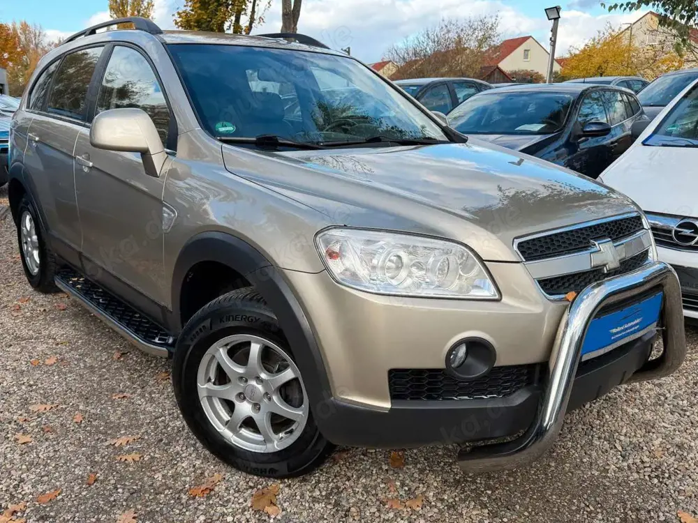 Chevrolet Captiva LT*2.HD*4x4*7.Sitzer*Klima*TÜV NEU