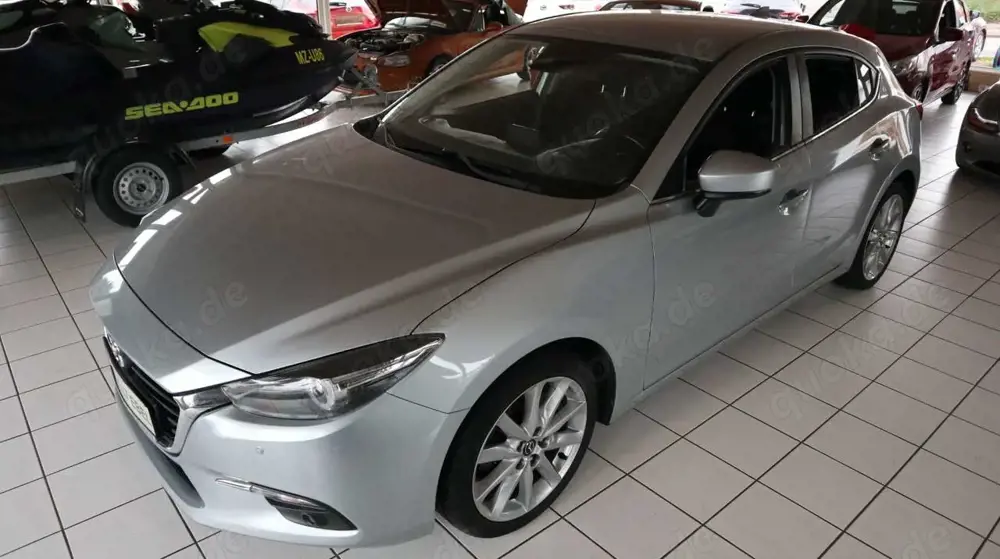 Mazda 3 Lim*120PS*BOSE*NAVI*LED*HEAD-UP*RFK*PDC V+H*