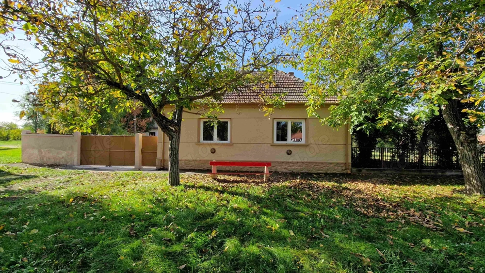 Renoviertes Einfamilienhaus zu verkaufen.