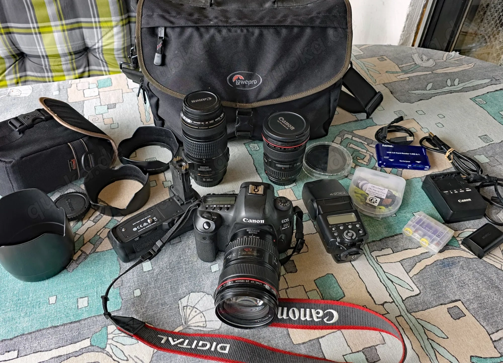 Canon EOS 5D Mark IV Vollformat mit viel Zubehör