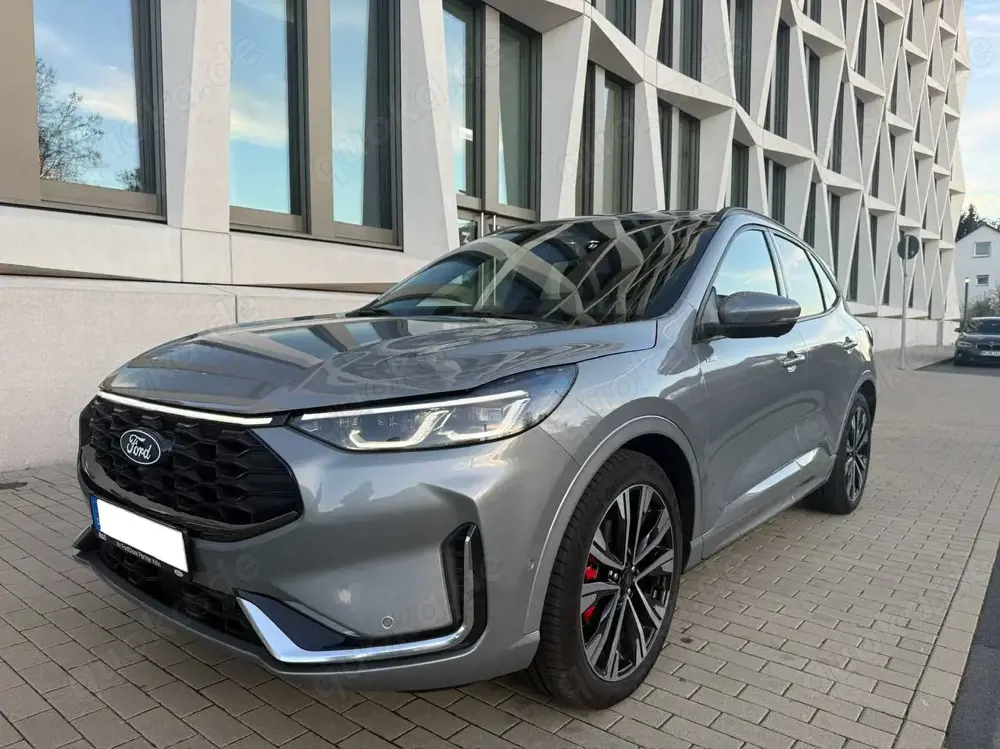 Ford Kuga Hybrid ST-Line X