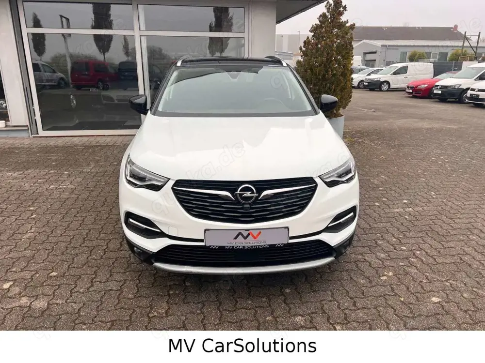 Opel Grandland X Kamera AHK Sitzlüftung LED