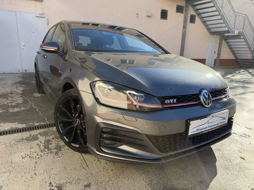 Volkswagen Golf GTI 5trg DSG mit Klima/Infotainment/Alus/Kamera/Met./