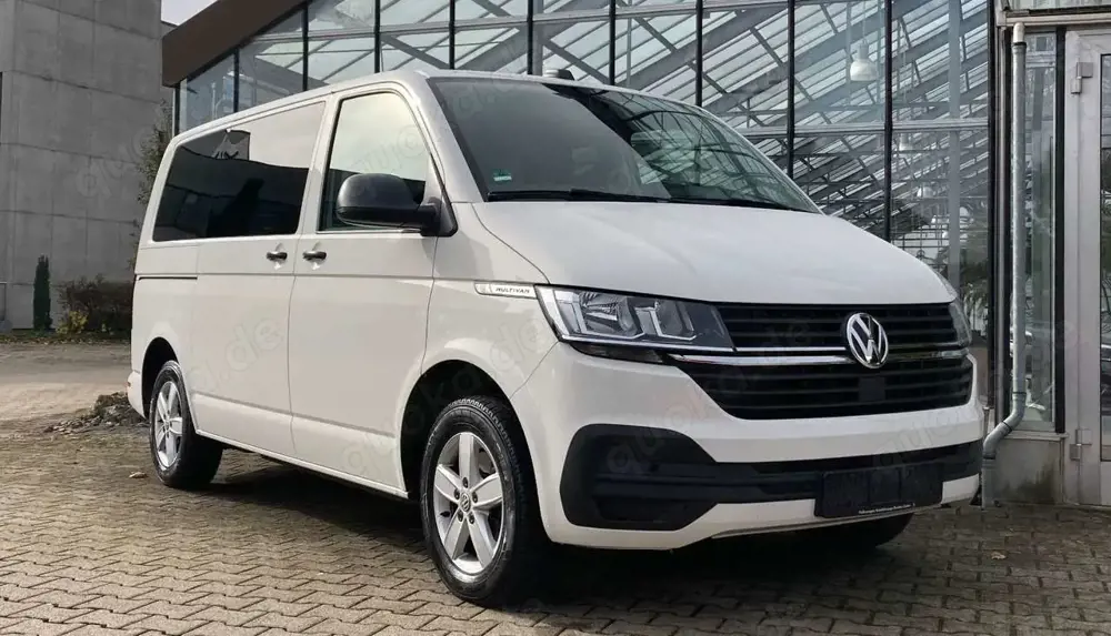 Volkswagen T6 Multivan T6.1 Multivan Family DSG AHK Alu Standheizung